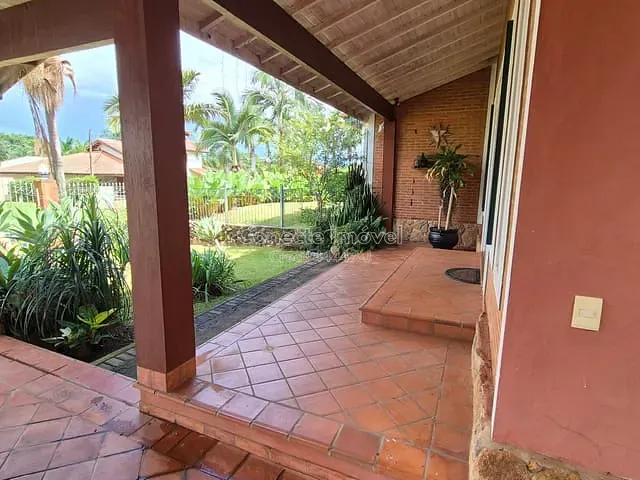 Sobrado com 1000m² 4 quartos e 2 banheiros, à venda, no bairro Palm Park em Holambra