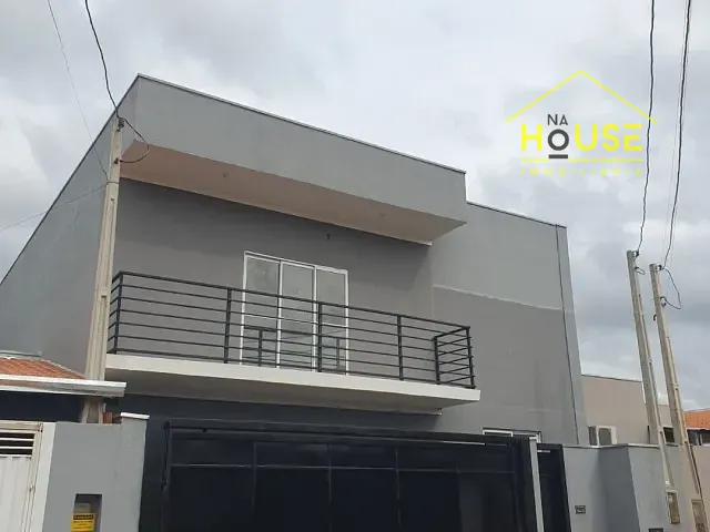 Sobrado com 202m² 3 quartos e 2 banheiros, à venda, no bairro Jardim Vivendas em Votuporanga