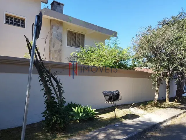 Sobrado com 378m² 4 quartos e 3 banheiros, à venda, no bairro Jardim Maristela em Atibaia