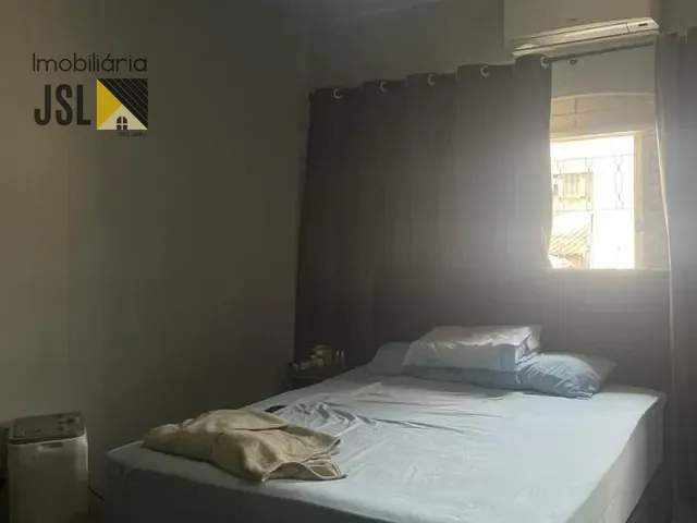 Sobrado com 300m² 3 quartos e 3 banheiros, à venda, no bairro Vila Galvão em Caçapava