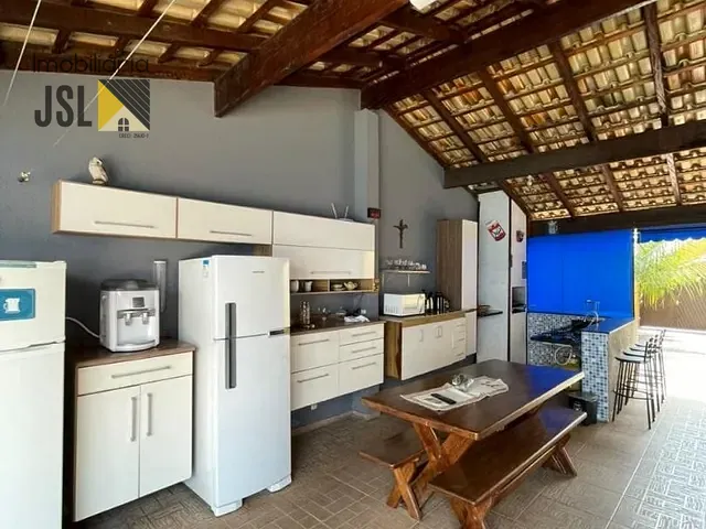 Sobrado com 300m² 3 quartos e 3 banheiros, à venda, no bairro Vila Galvão em Caçapava