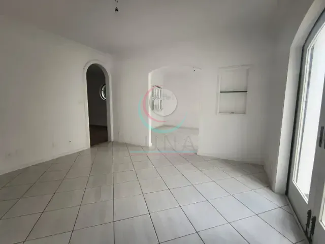 Sobrado 3 quartos e 3 banheiros, à venda, no bairro Jardim Europa em São Paulo