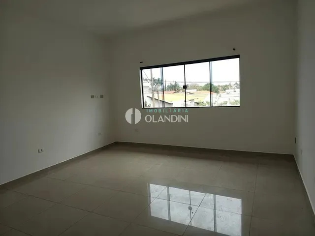Sobrado com 300m² 1 quarto e 1 banheiro, para alugar, no bairro Jardim Europa II em Artur Nogueira