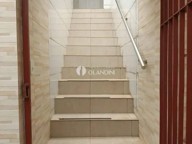 Sobrado com 300m² 1 quarto e 1 banheiro, para alugar, no bairro Jardim Europa II em Artur Nogueira