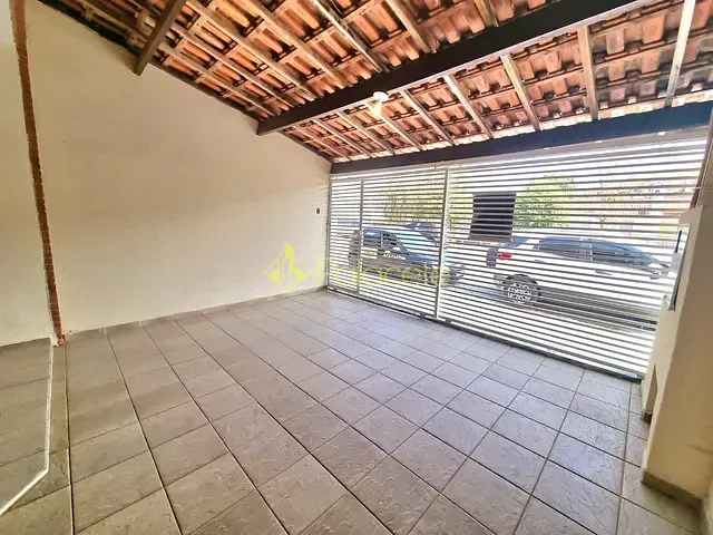 Sobrado com 125m² 3 quartos e 1 banheiro, à venda, no bairro Parque Residencial Itaguassu em Aparecida
