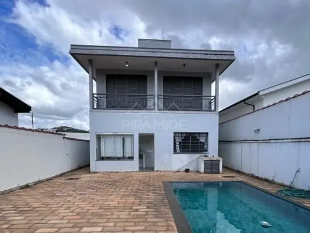 Sobrado com 307m² 3 quartos e 2 banheiros, à venda, no bairro Santa Ângela em Poços de Caldas