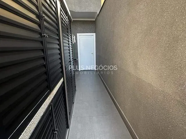 Sobrado com 325m² 3 quartos e 5 banheiros, à venda ou para alugar, no bairro Aparecidinha em Sorocaba