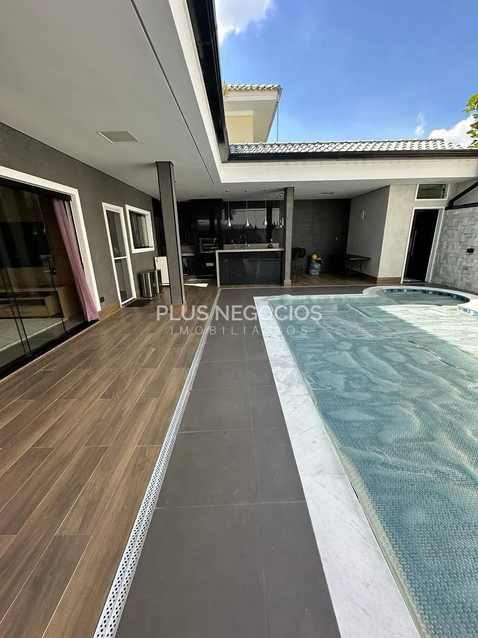 Sobrado, 3 quartos, 270 m² - Foto 27