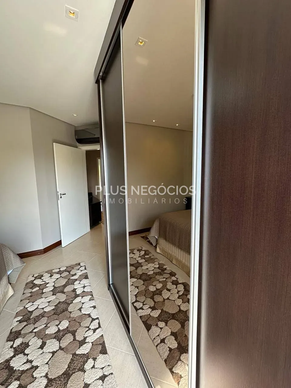 Sobrado, 3 quartos, 270 m² - Foto 35