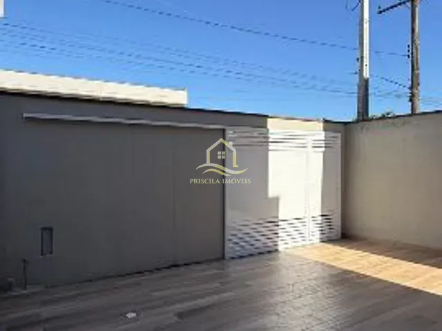 Sobrado com 105m² 3 quartos e 3 banheiros, à venda, no bairro Boraceia em Bertioga
