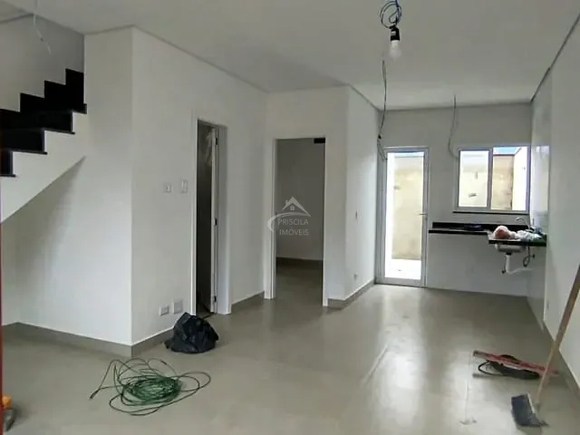 Sobrado com 105m² 3 quartos e 3 banheiros, à venda, no bairro Boraceia em Bertioga