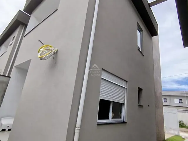 Sobrado com 105m² 3 quartos e 3 banheiros, à venda, no bairro Boraceia em Bertioga