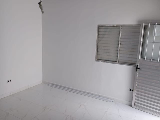 Sobrado 3 quartos e 2 banheiros, à venda, no bairro Jardim Testae em Guarulhos