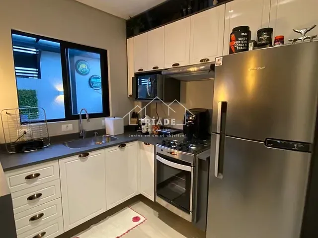 Sobrado 3 quartos e 2 banheiros, à venda, no bairro Costeira em Araucária