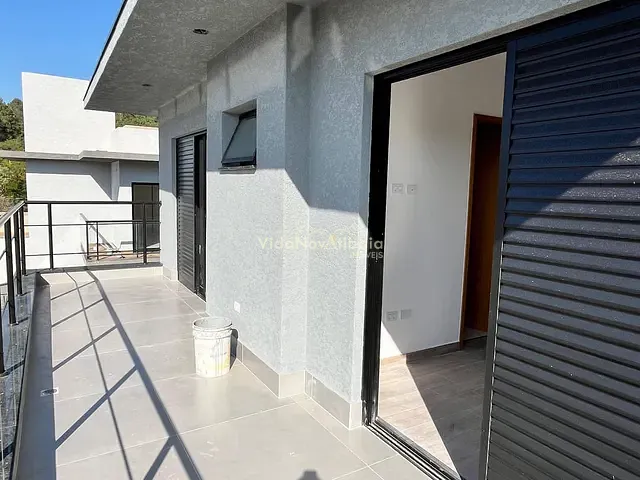 Sobrado com 360m² 3 quartos e 5 banheiros, à venda, no bairro Rio Abaixo em Atibaia