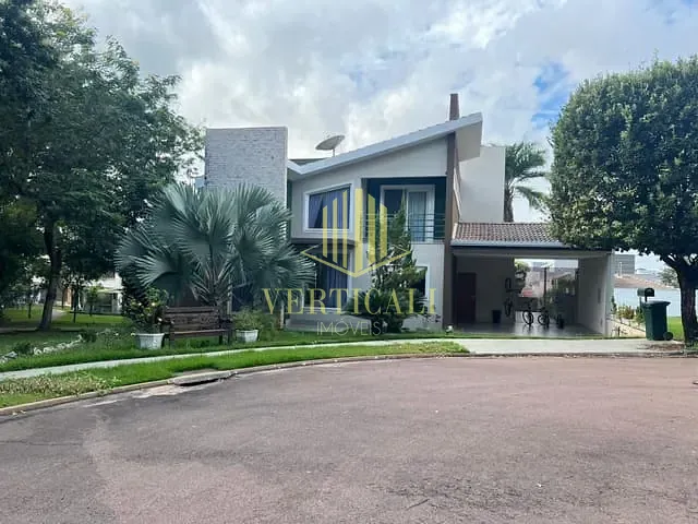 Sobrado com 650m² 4 quartos e 5 banheiros, à venda, no bairro Condomínio Belvedere em Cuiabá