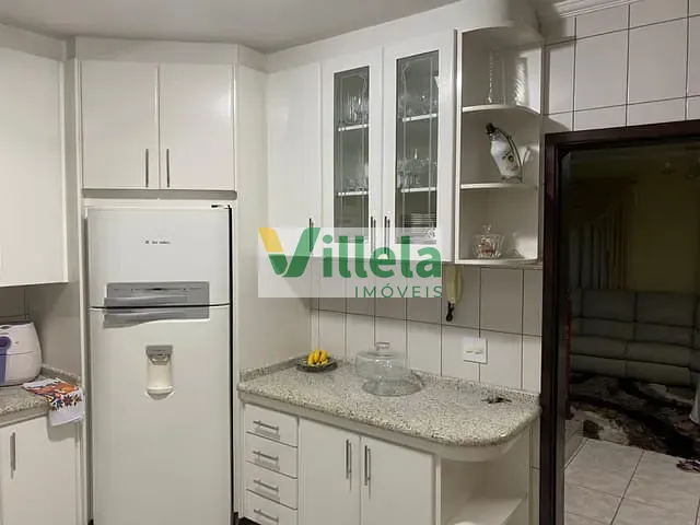 Sobrado 3 quartos e 3 banheiros, à venda, no bairro Vila Jau em Poá