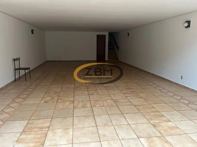 Sobrado 4 quartos e 8 banheiros, à venda, no bairro Jardim Nova Londrina em Londrina