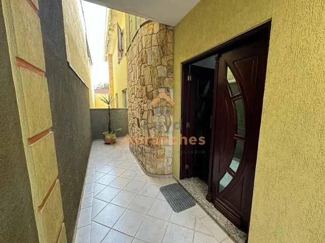 Sobrado com 249m² 3 quartos e 3 banheiros, à venda, no bairro Chácara Inglesa em São Paulo