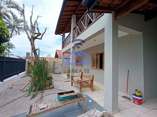 Sobrado com 360m² 4 quartos e 4 banheiros, à venda, no bairro Indaiá em Caraguatatuba