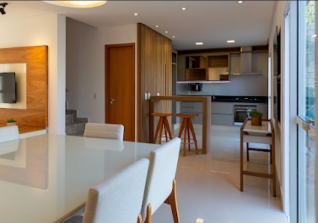 Sobrado com 158m² 3 quartos e 3 banheiros, à venda, no bairro Vila Maria em Aparecida de Goiânia
