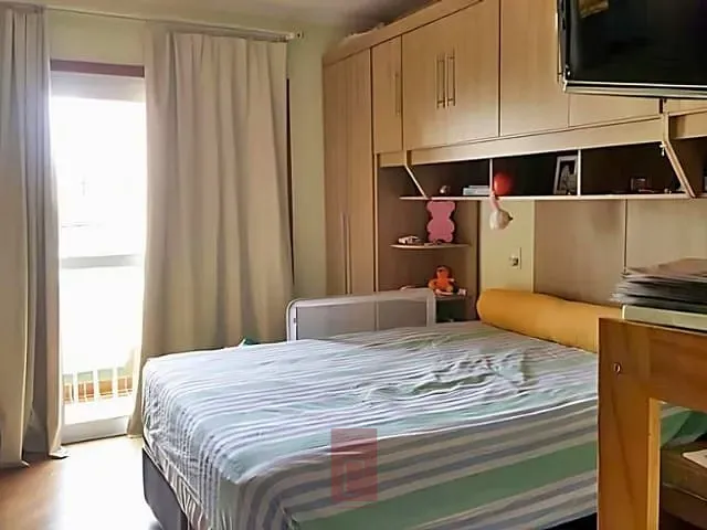 Sobrado com 180m² 3 quartos e 4 banheiros, à venda, no bairro Vila Mazzei em São Paulo