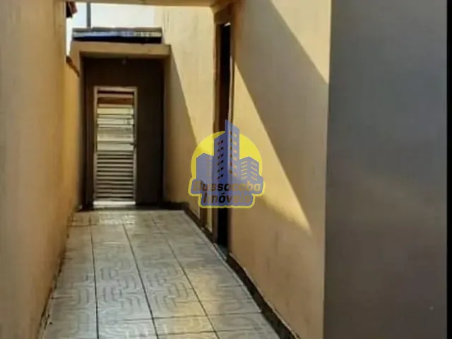 Sobrado com 130m² 3 quartos e 2 banheiros, à venda, no bairro Jardim Betania em Vargem Grande Paulista