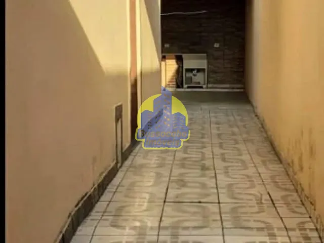 Sobrado com 130m² 3 quartos e 2 banheiros, à venda, no bairro Jardim Betania em Vargem Grande Paulista