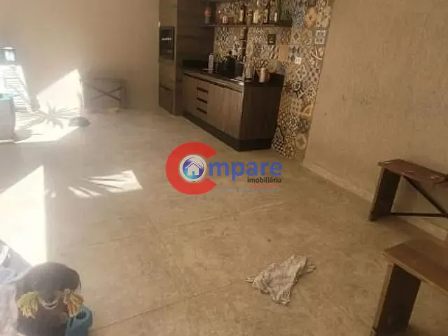 Sobrado com 200m² 4 quartos e 3 banheiros, à venda, no bairro Parque Flamengo em Guarulhos