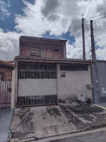 Sobrado com 125m² 3 quartos e 2 banheiros, à venda, no bairro Residencial e Comercial Cidade Jardim em Pindamonhangaba