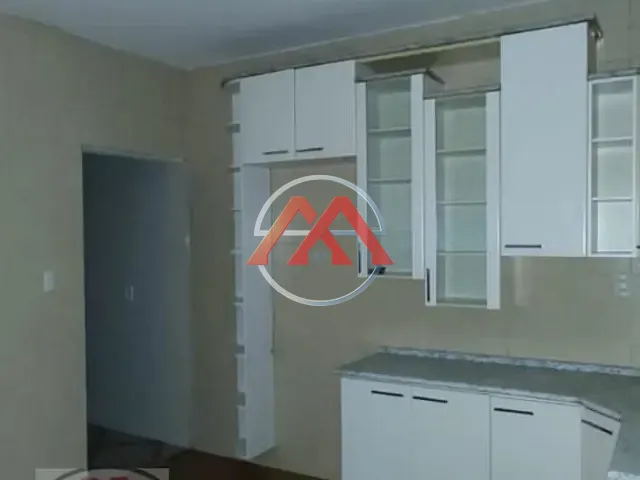 Sobrado 3 quartos e 2 banheiros, à venda, no bairro Vila Alpina em São Paulo