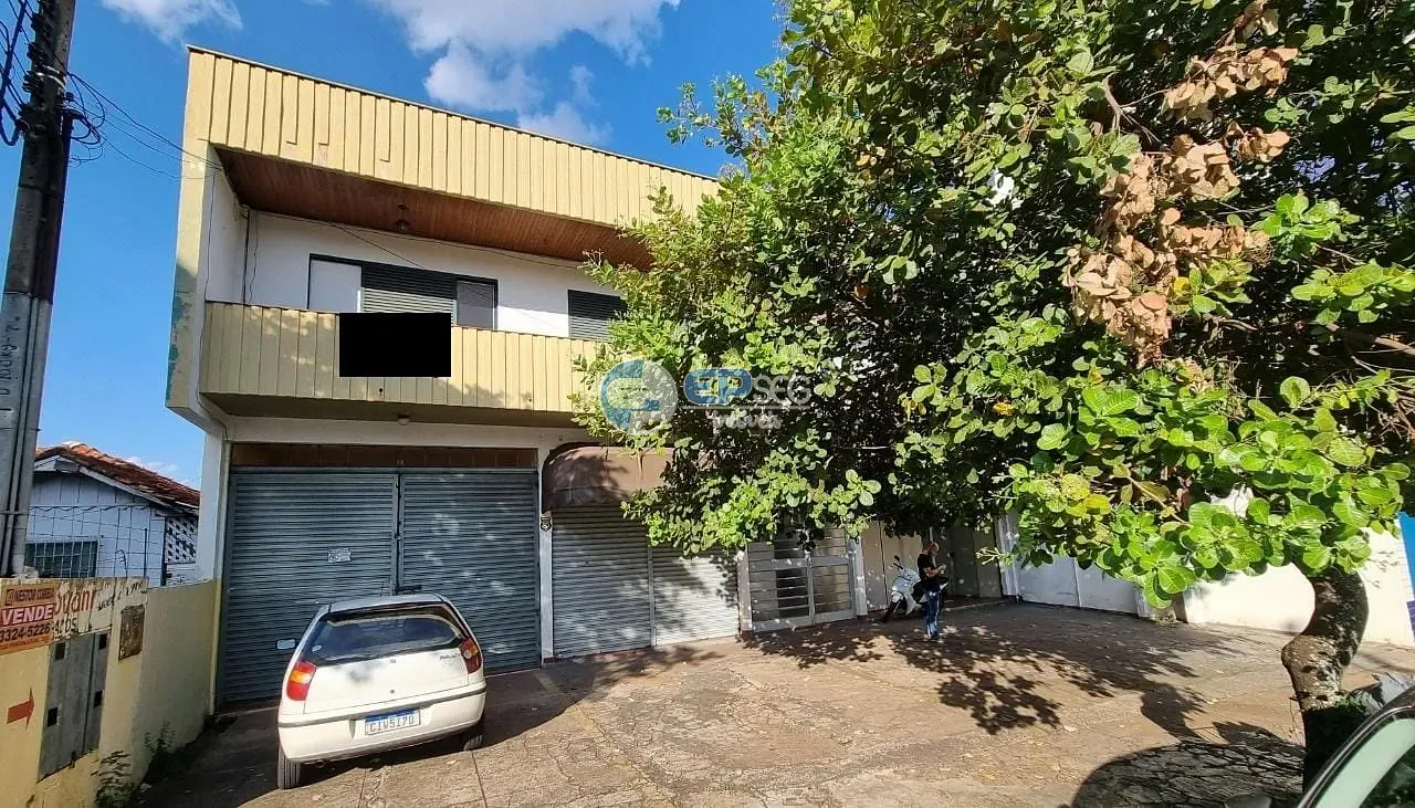 Sobrado, 1 quarto, 442 m² - Foto 1