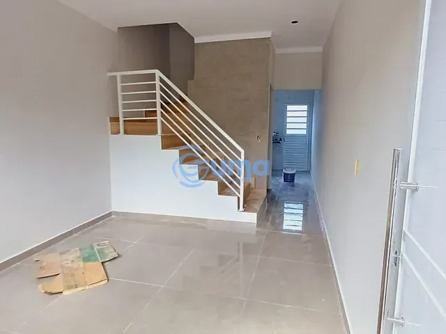 Sobrado com 58m² 2 quartos e 1 banheiro, à venda, no bairro Jardim São Miguel em Bragança Paulista