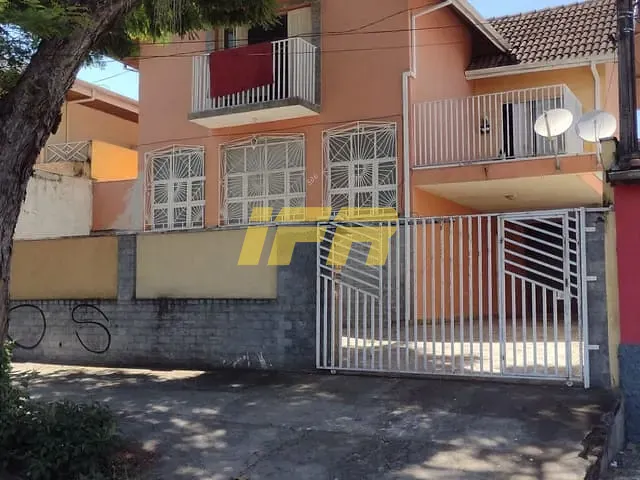 Sobrado com 495m² 3 quartos e 5 banheiros, à venda, no bairro Vila Nossa Senhora das Graças em Taubaté