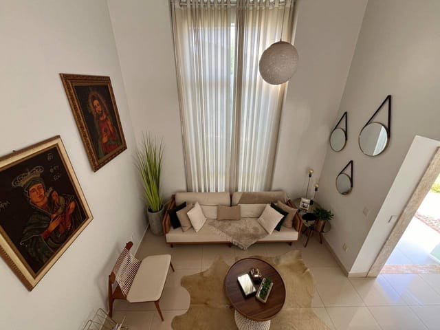 Sobrado com 537m² 5 quartos e 6 banheiros, à venda, no bairro Jardins Madri em Goiânia