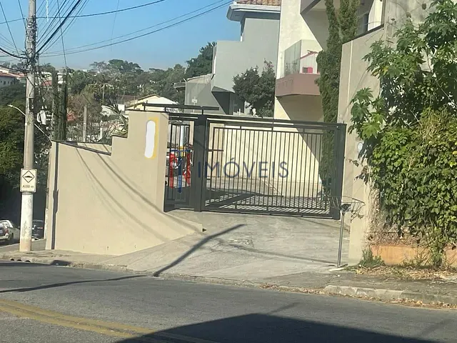 Sobrado com 490m² 3 quartos e 5 banheiros, à venda, no bairro Jardim Paulista em Atibaia