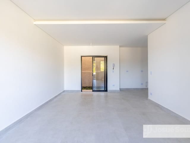 Sobrado com 109m² 3 quartos e 3 banheiros, à venda, no bairro Mercês em Curitiba