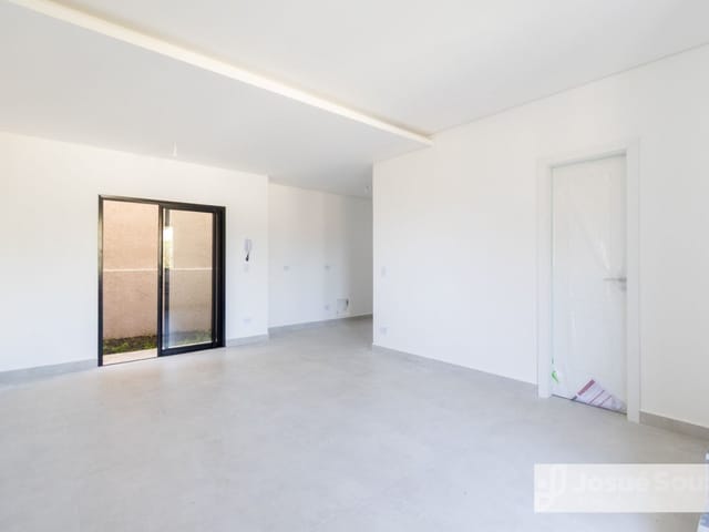Sobrado com 109m² 3 quartos e 3 banheiros, à venda, no bairro Mercês em Curitiba