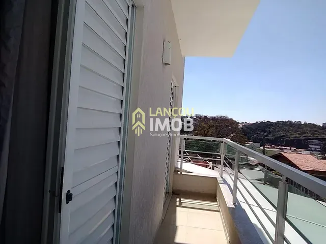 Sobrado 3 quartos e 4 banheiros, à venda, no bairro Jardim Pacaembu em Jundiaí
