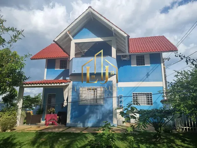 Casa com 648m² 3 quartos e 4 banheiros, à venda, no bairro Bom Clima em Chapada dos Guimarães