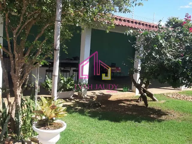 Casa com 648m² 3 quartos e 4 banheiros, à venda, no bairro Bom Clima em Chapada dos Guimarães