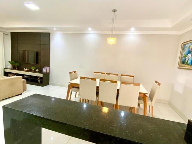 Sobrado 3 quartos e 3 banheiros, à venda, no bairro jardim atlântico em Goiânia