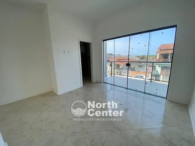 Sobrado com 109m² 3 quartos e 3 banheiros, à venda, no bairro Costeira em Balneário Barra do Sul