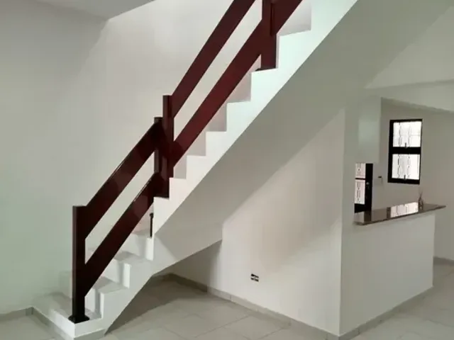 Sobrado com 125m² 3 quartos e 2 banheiros, à venda, no bairro Residencial Mombaça I em Pindamonhangaba