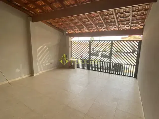 Sobrado com 125m² 3 quartos e 2 banheiros, à venda, no bairro Residencial Mombaça I em Pindamonhangaba