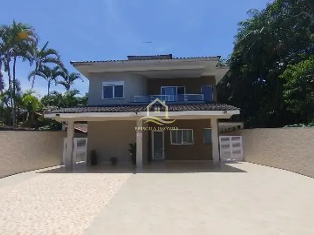 Sobrado com 402m² 5 quartos e 6 banheiros, à venda, no bairro Boracéia em São Sebastião