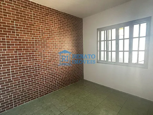 Sobrado 2 quartos e 1 banheiro, para alugar, no bairro Barra de Maricá em Maricá