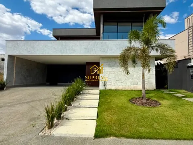 Sobrado com 349m² 4 quartos e 5 banheiros, à venda, no bairro Jardins Capri em Senador Canedo