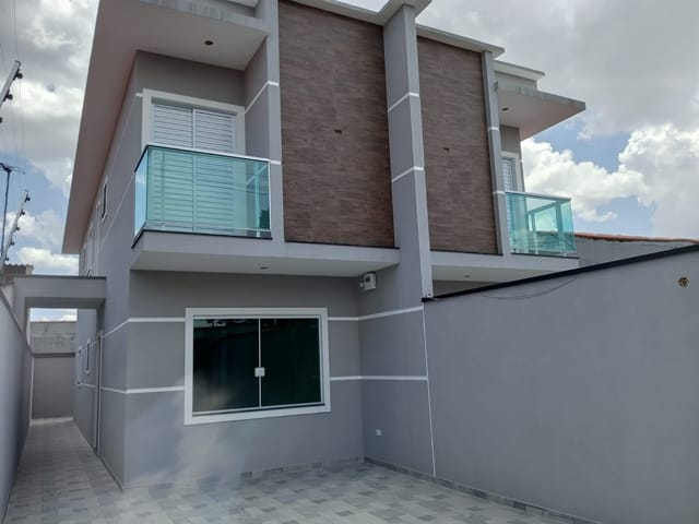 Sobrado 3 quartos e 3 banheiros, à venda, no bairro Jardim Santa Cecília em Guarulhos
