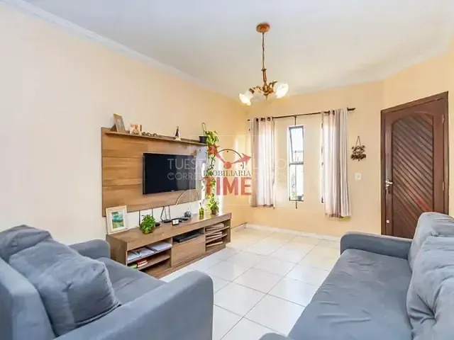 Sobrado com 146m² 3 quartos e 1 banheiro, à venda, no bairro Uberaba em Curitiba